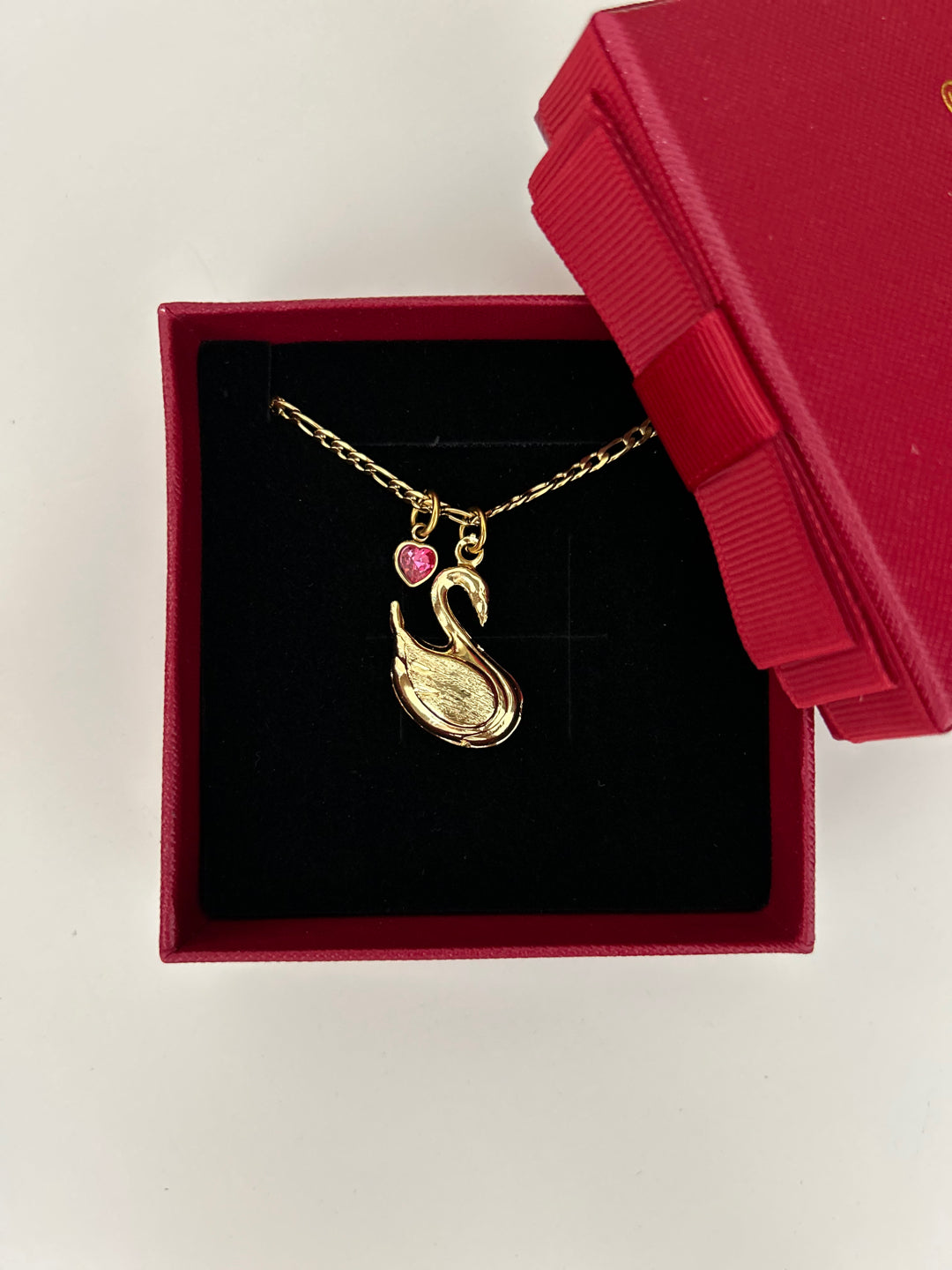 Swan Pink Heart Figaro Chain Necklace