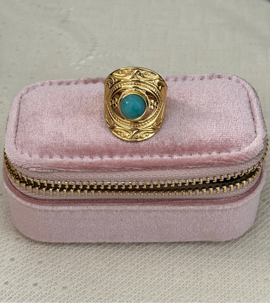 Vintage Ornate Gemstone Ring